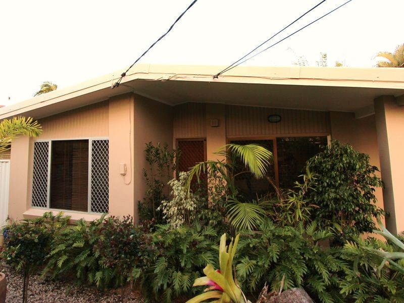 69 Jacaranda Avenue, Hollywell QLD 4216