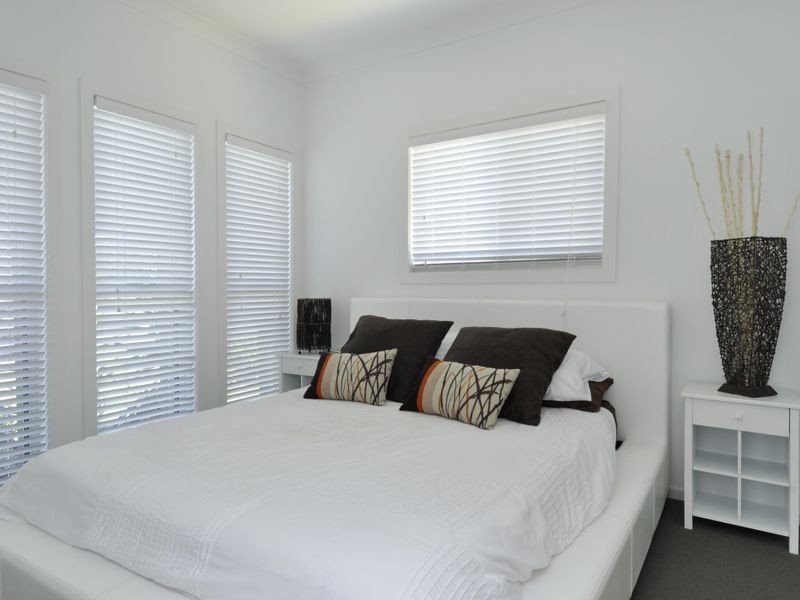 27 Palladium Bvd, Hope Island QLD 4212