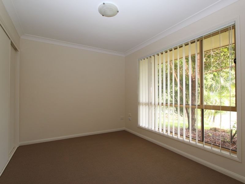 5 Barrs Avenue, Oxenford QLD 4210