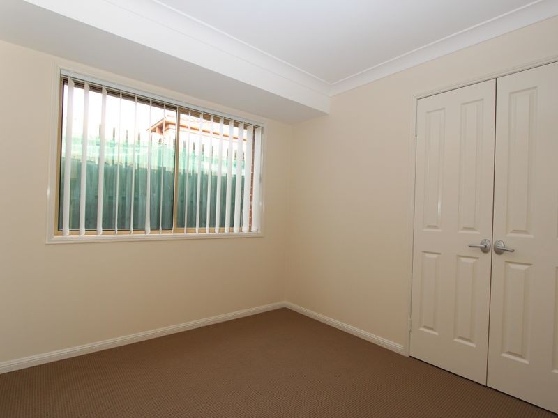 5 Barrs Avenue, Oxenford QLD 4210