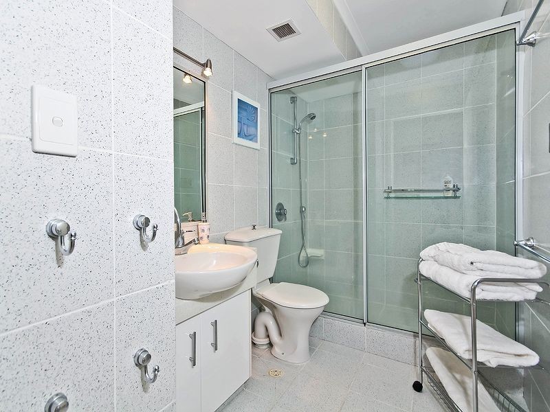 1/3 Marina Crescent, Hollywell QLD 4216