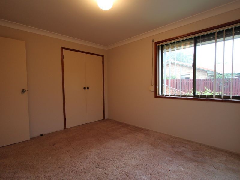 4 Lakefield Crescent, Paradise Point QLD 4216