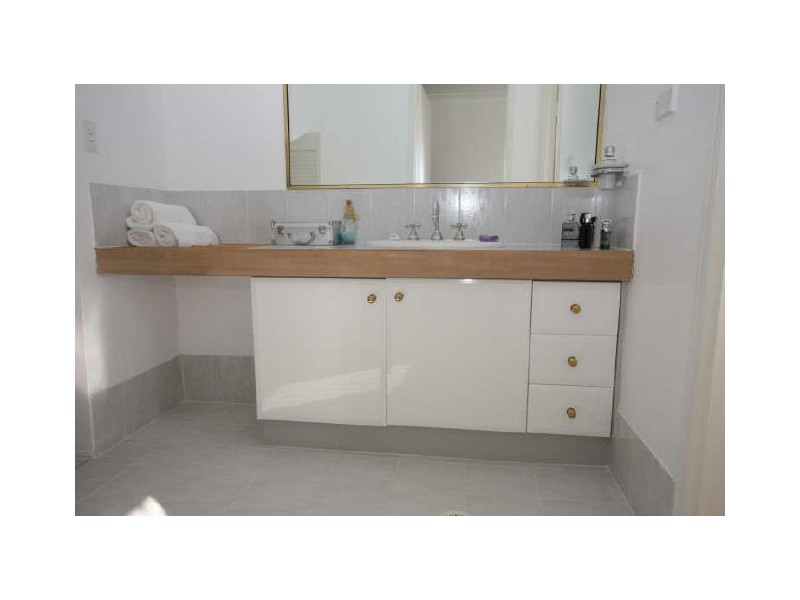 Runaway Bay QLD 4216