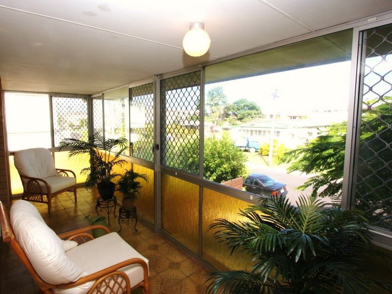 2/17 Teal Avenue, Paradise Point QLD 4216