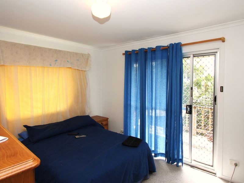 2/17 Teal Avenue, Paradise Point QLD 4216