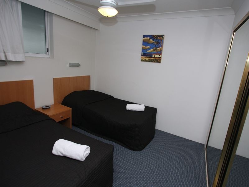 3H/510 Marine Parade, Biggera Waters QLD 4216