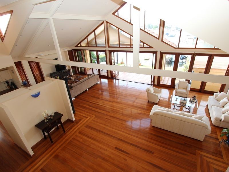 12 Margaroola Avenue, Biggera Waters QLD 4216