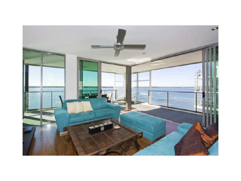 Paradise Point QLD 4216