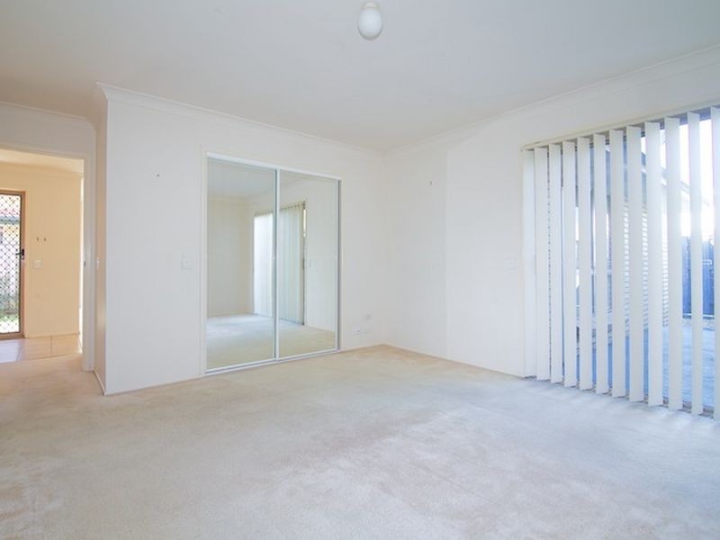 77 Numbat Court East, Coombabah QLD 4216