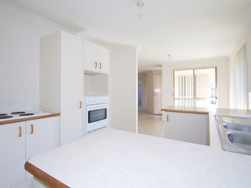 77 Numbat Court East, Coombabah QLD 4216