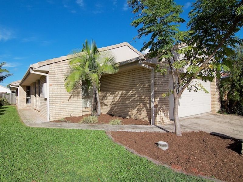 77 Numbat Court East, Coombabah QLD 4216