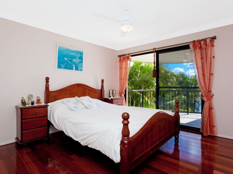 25 Windchimes Way, Helensvale QLD 4212