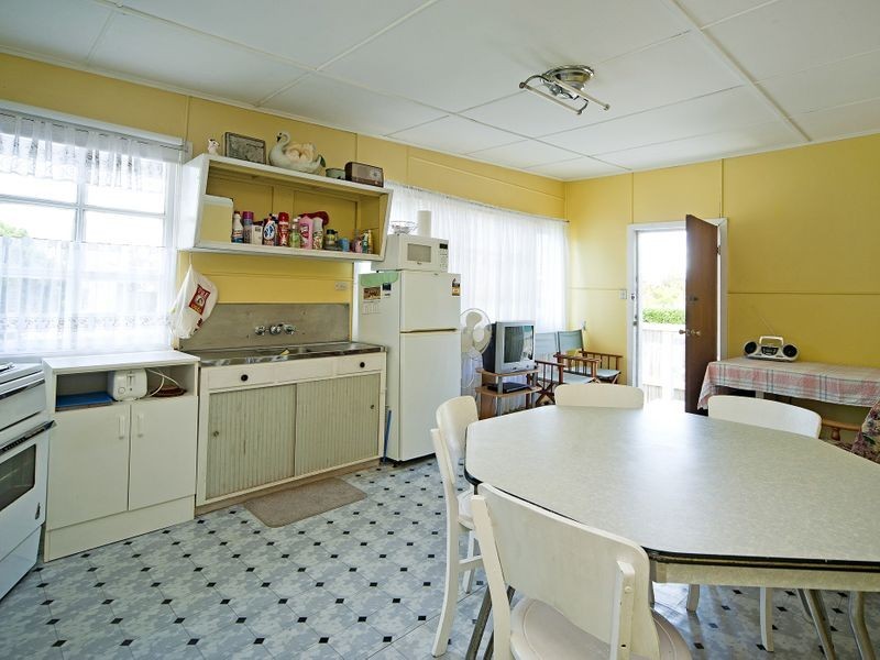 6 Mallard Avenue, Paradise Point QLD 4216