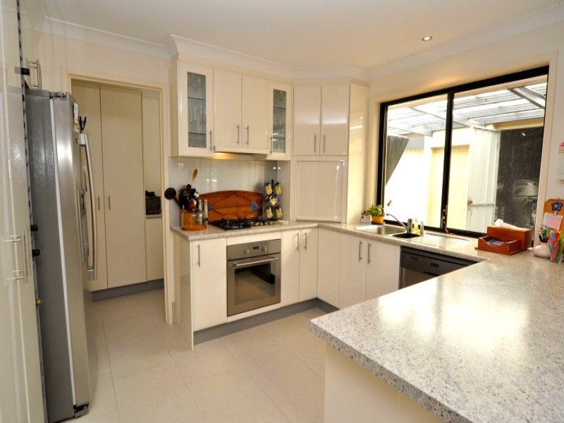 1 Matthew Flinders Drive, Hollywell QLD 4216
