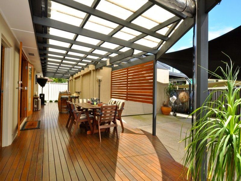 1 Matthew Flinders Drive, Hollywell QLD 4216