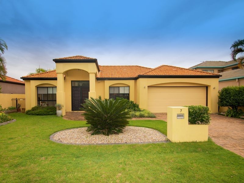 7 Wisemans Court, Helensvale QLD 4212