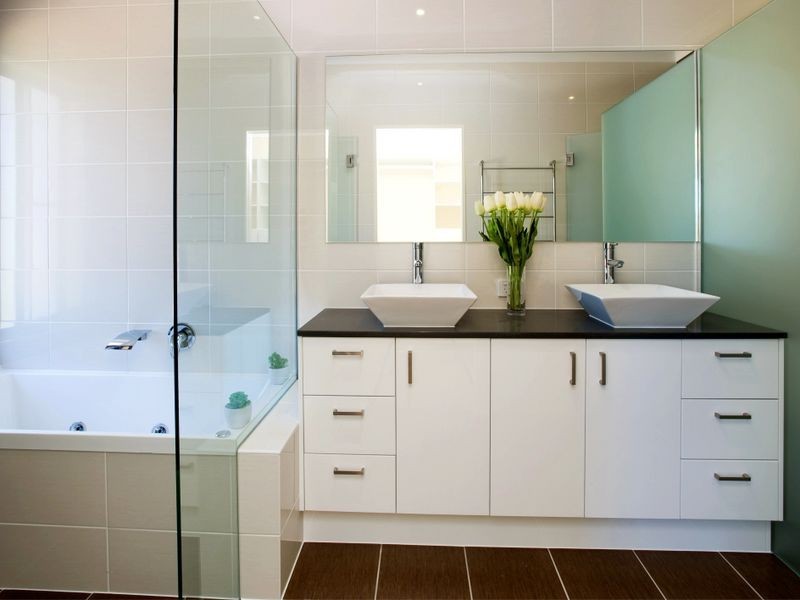 1/21 Donald Avenue, Paradise Point QLD 4216