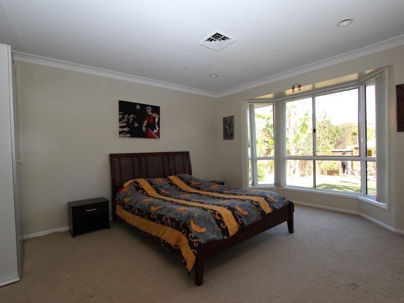 19 Inverness Way, Parkwood QLD 4214