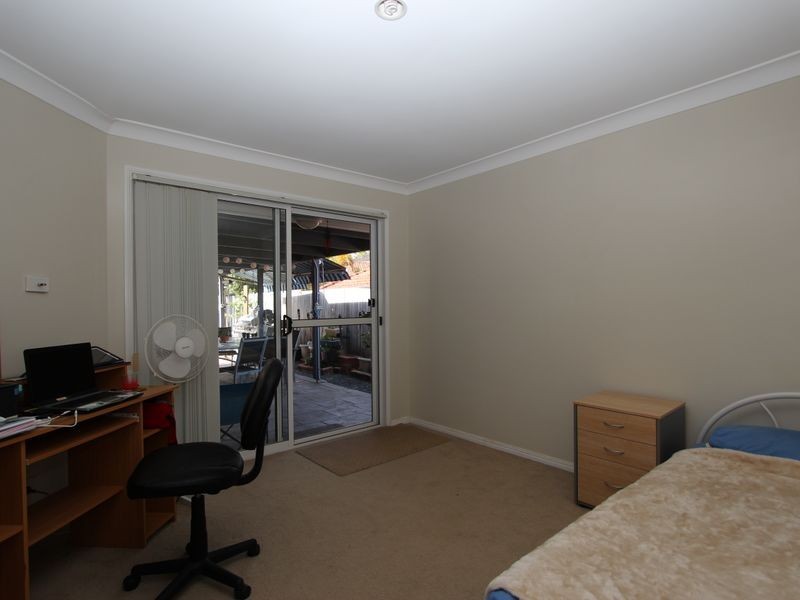 19 Inverness Way, Parkwood QLD 4214