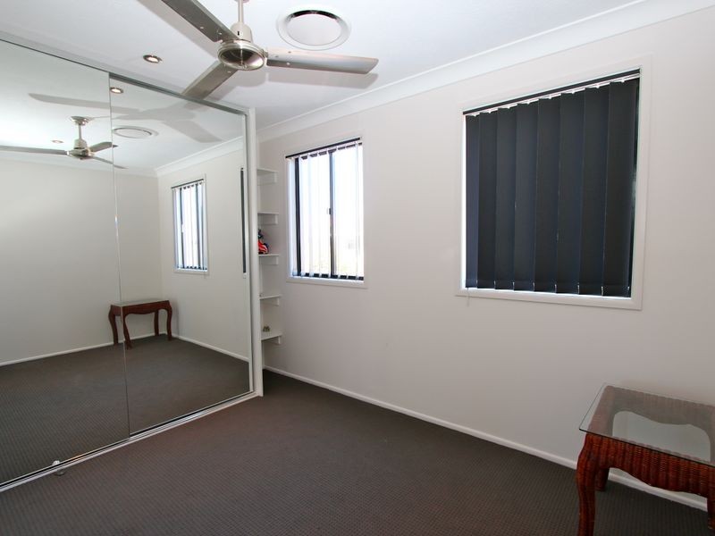 25 Killowill Avenue, Paradise Point QLD 4216