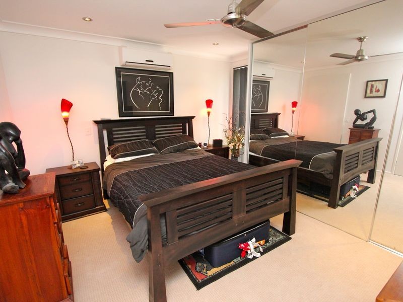 25 Killowill Avenue, Paradise Point QLD 4216