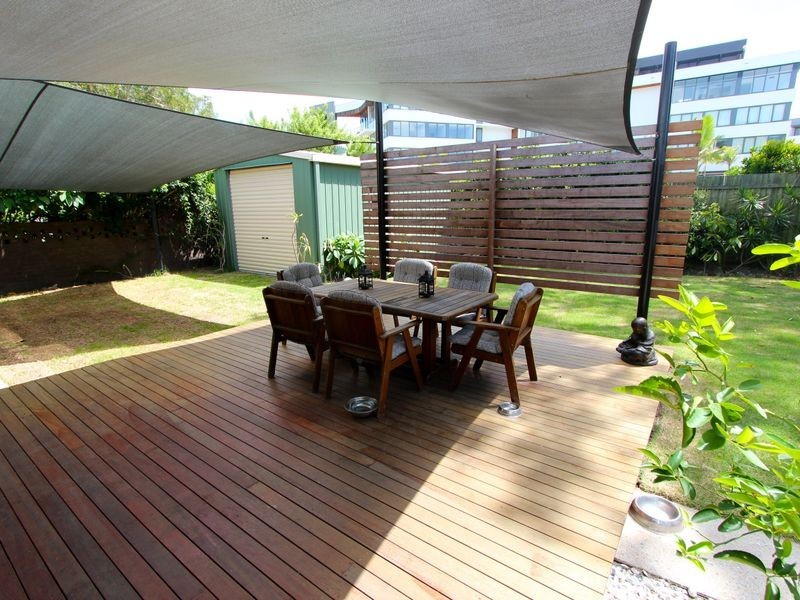 25 Killowill Avenue, Paradise Point QLD 4216