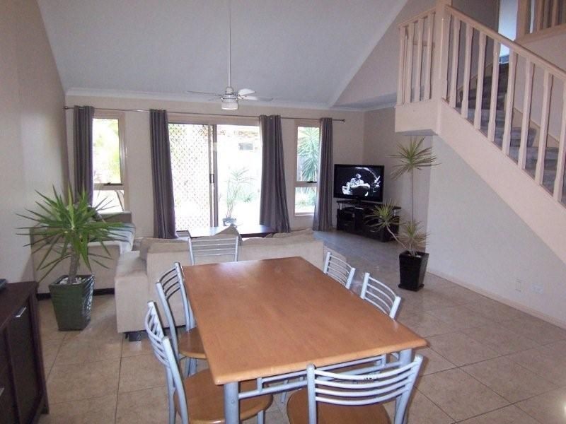 14/264 Oxley Drive, Coombabah QLD 4216