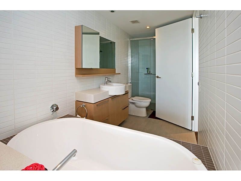 3403/323 Bayview Street, Hollywell QLD 4216