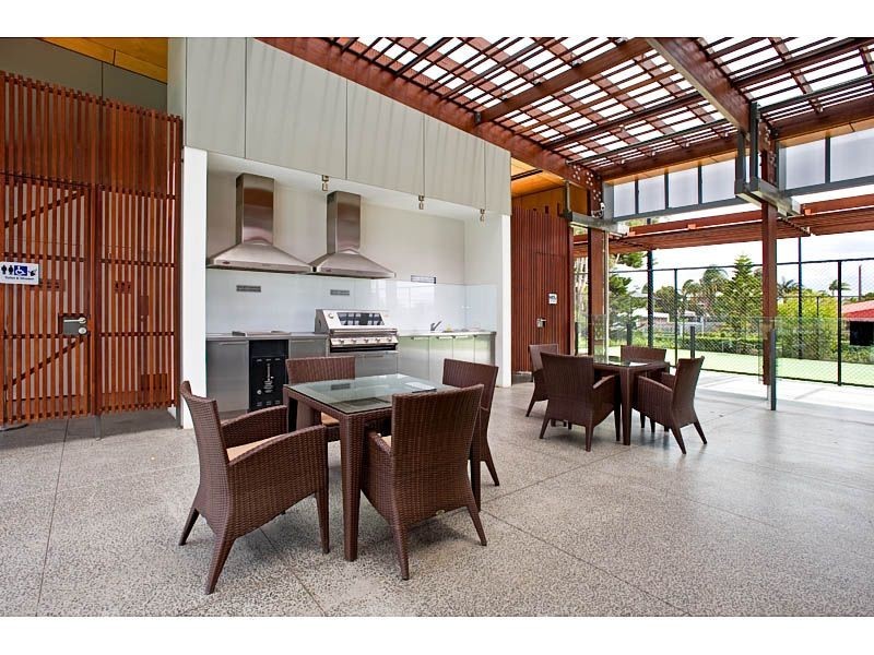 3403/323 Bayview Street, Hollywell QLD 4216