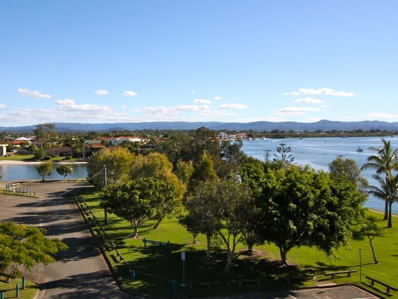 24/8 Paradise Parade, Paradise Point QLD 4216