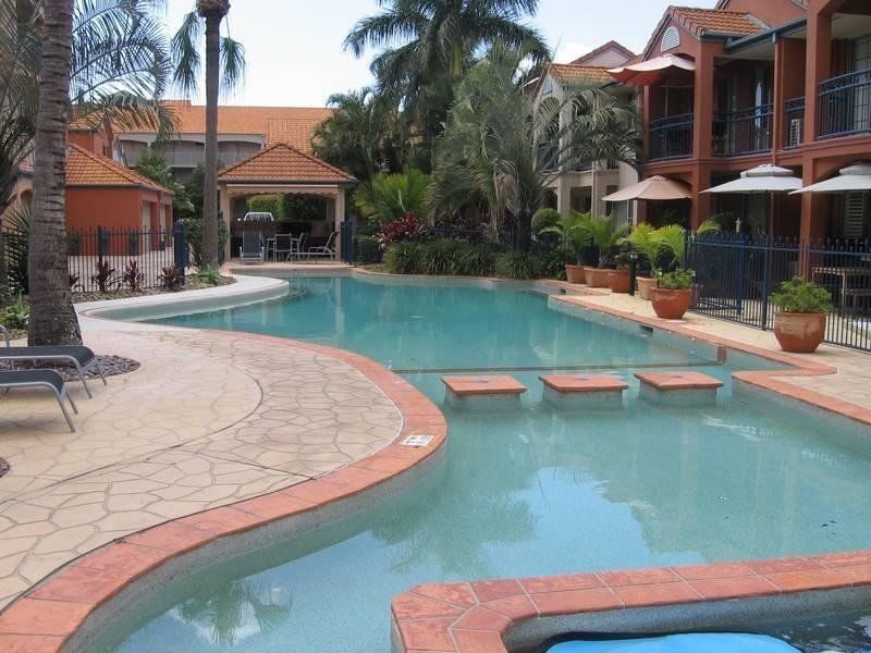 49 John Lund Drive, Hope Island QLD 4212