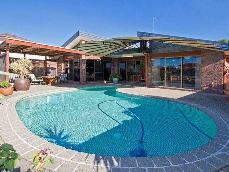 37 Columbus Drive, Hollywell QLD 4216