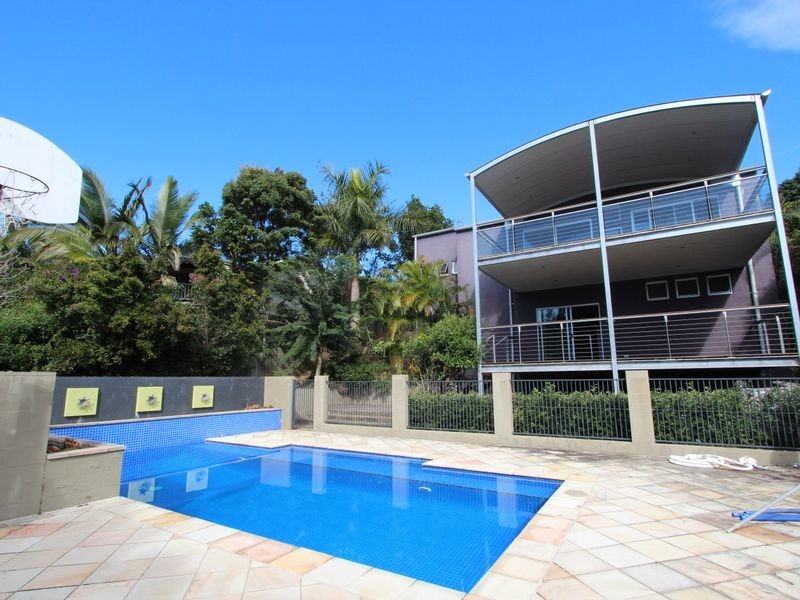 14 Monterey Keys Drive, Helensvale QLD 4212