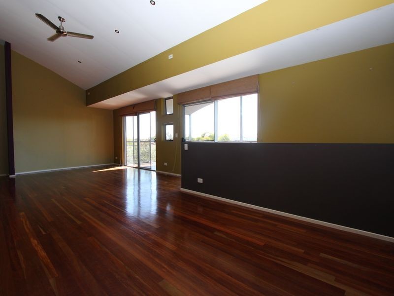 14 Monterey Keys Drive, Helensvale QLD 4212