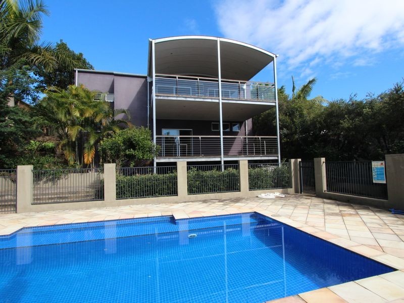 14 Monterey Keys Drive, Helensvale QLD 4212