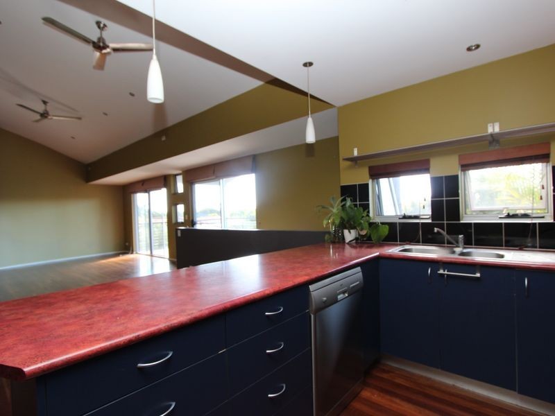 14 Monterey Keys Drive, Helensvale QLD 4212