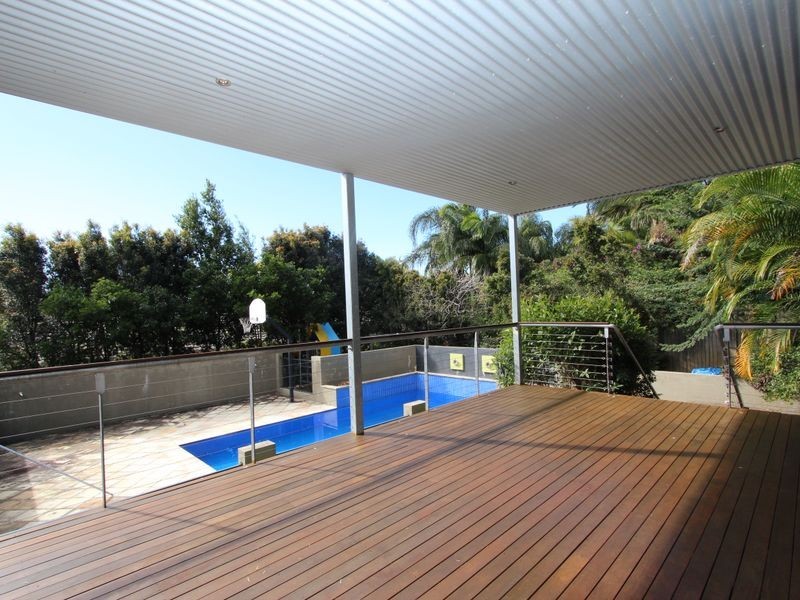 14 Monterey Keys Drive, Helensvale QLD 4212