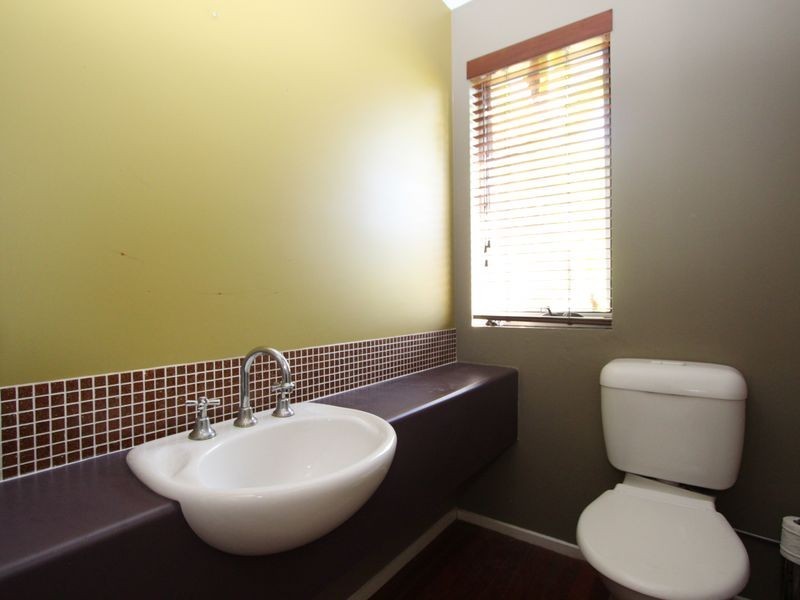 14 Monterey Keys Drive, Helensvale QLD 4212