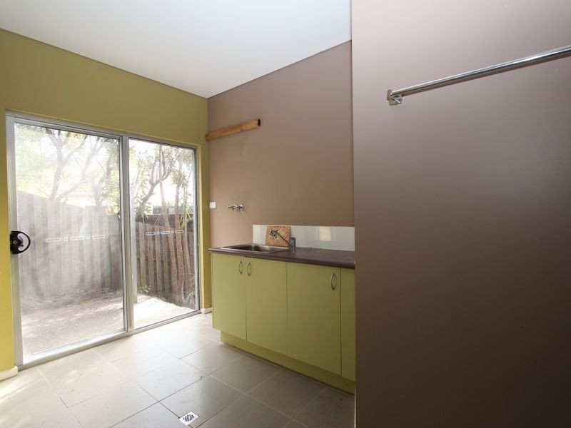 14 Monterey Keys Drive, Helensvale QLD 4212