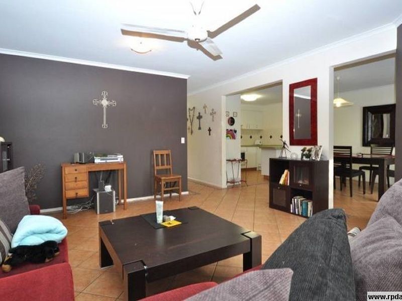 3/40 Government Road, Labrador QLD 4215