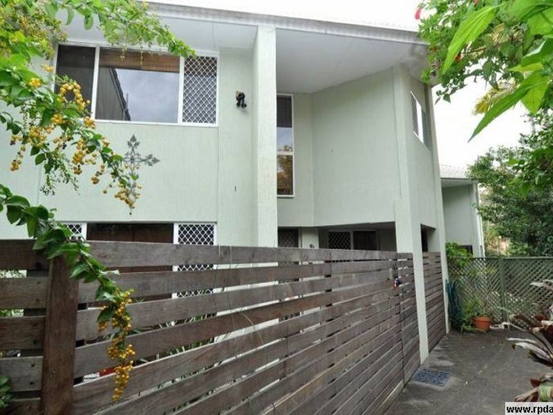 3/40 Government Road, Labrador QLD 4215