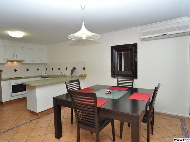 3/40 Government Road, Labrador QLD 4215