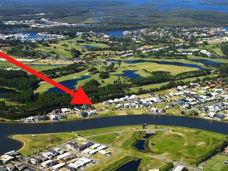 4 Rhodium Crescent, Hope Island QLD 4212