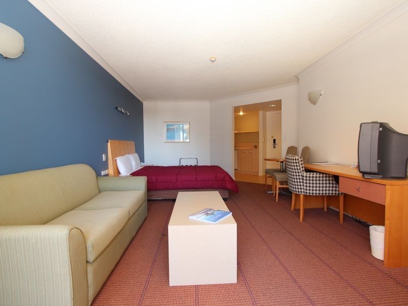 2024/ John Lund Drive, Hope Island QLD 4212