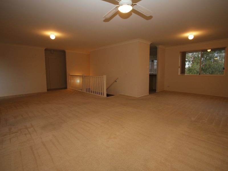 13 Meadowvale Street, Oxenford QLD 4210