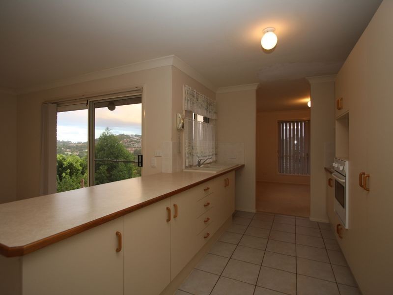 13 Meadowvale Street, Oxenford QLD 4210