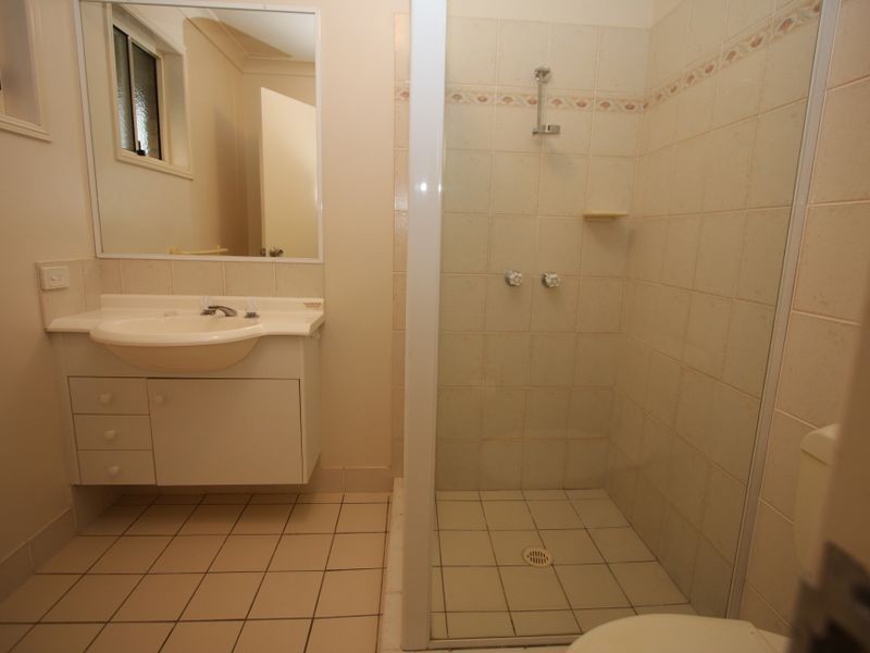 13 Meadowvale Street, Oxenford QLD 4210