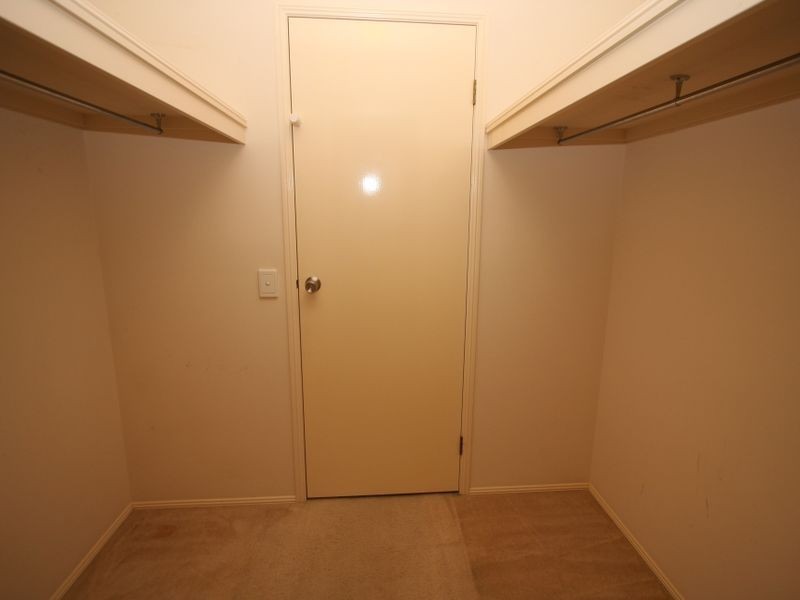 13 Meadowvale Street, Oxenford QLD 4210