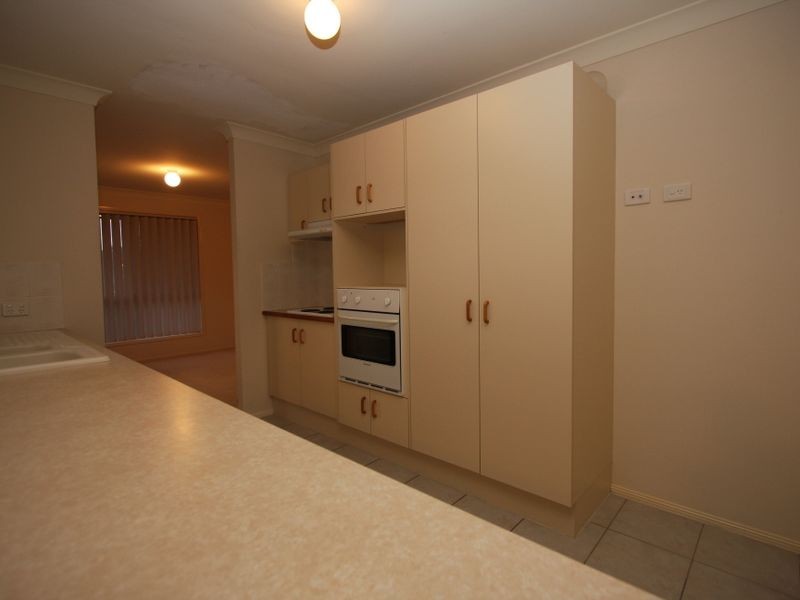13 Meadowvale Street, Oxenford QLD 4210
