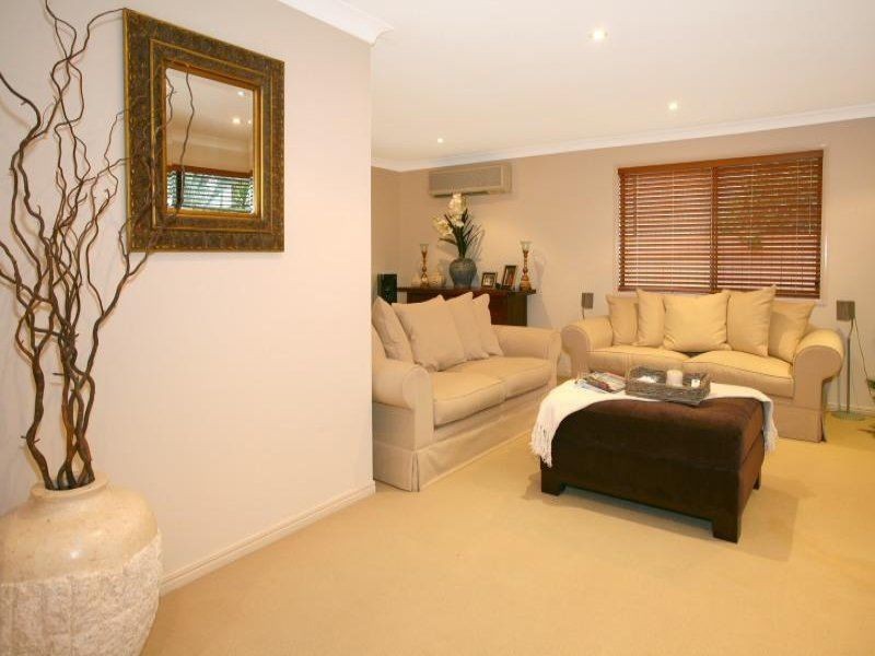 17 Karema Crescent, Runaway Bay QLD 4216